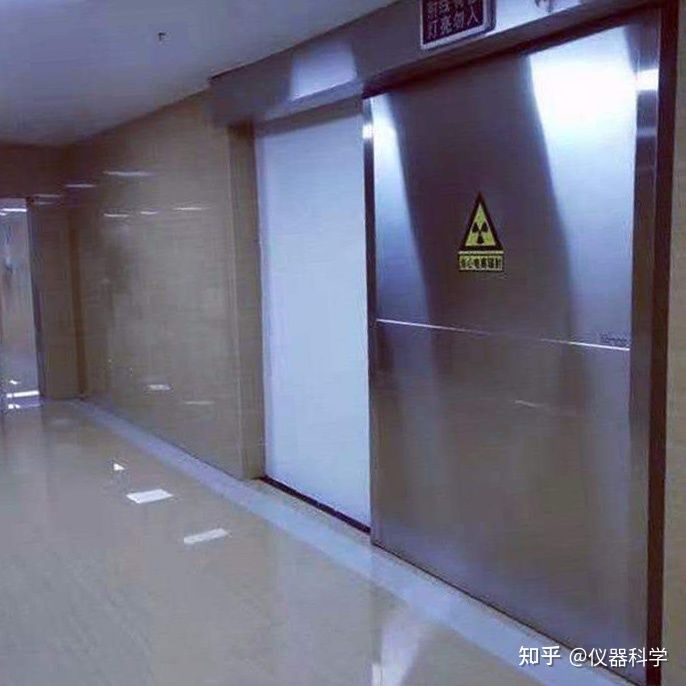 杭州和友辐射防护公司与您分享防辐射铅门的功能特点